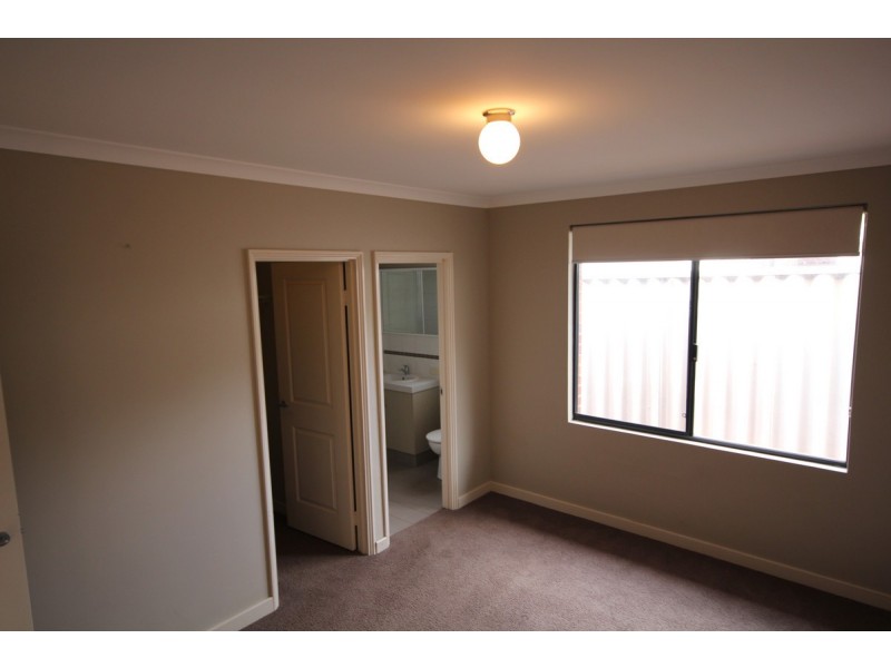 21B Wilson Street, Carey Park WA 6230