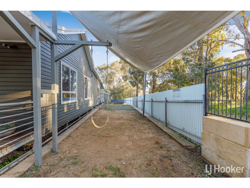 65 McKinley Street, Collie WA 6225