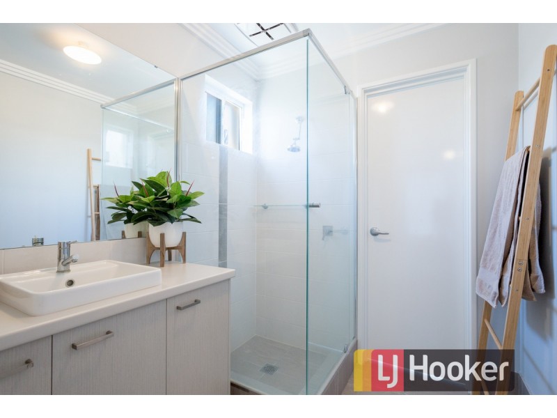 83 Grandite Fairway, Australind WA 6233