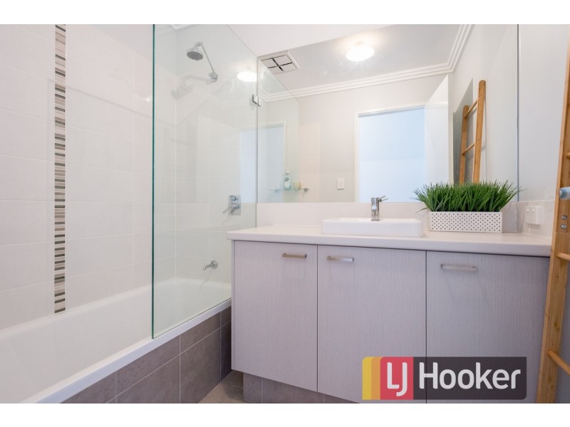 83 Grandite Fairway, Australind WA 6233