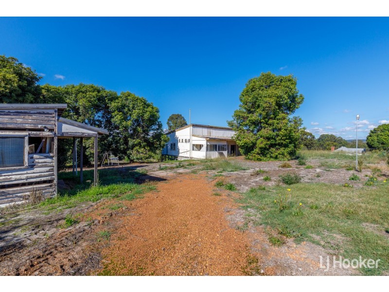 14 Clifton Street, Collie WA 6225
