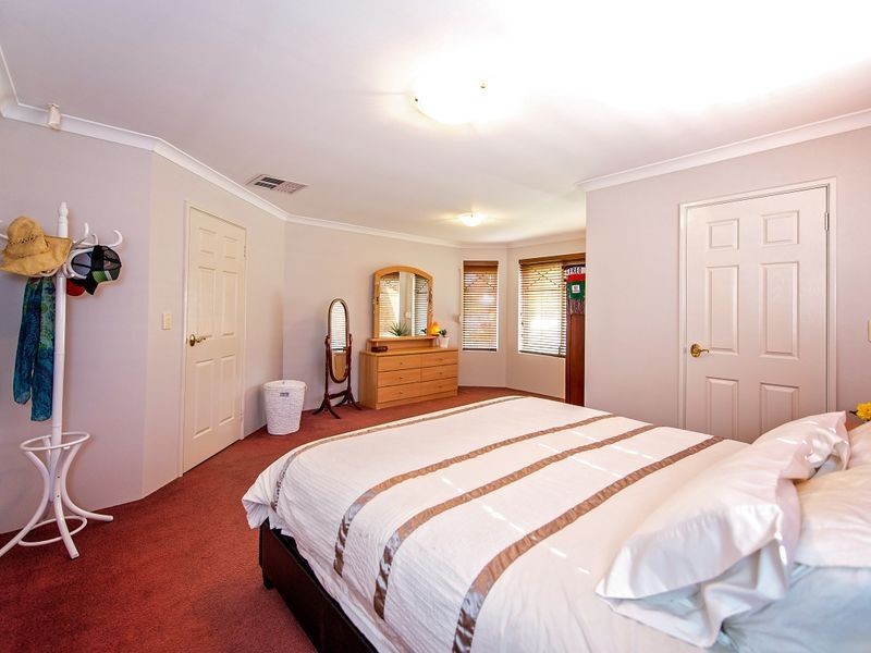 24 Woodley Road, Glen Iris WA 6230