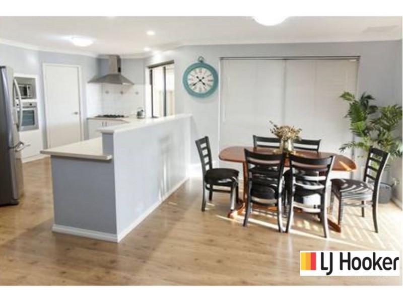 16 Melba Way, Dalyellup WA 6230