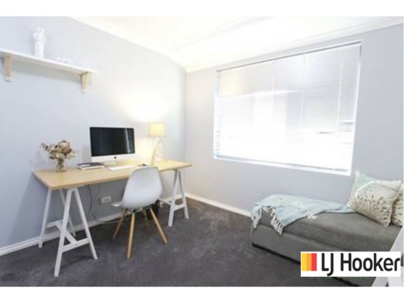 16 Melba Way, Dalyellup WA 6230