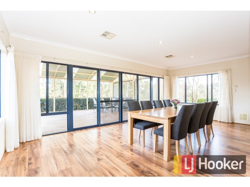 17 Shier Rise, Burekup WA 6227