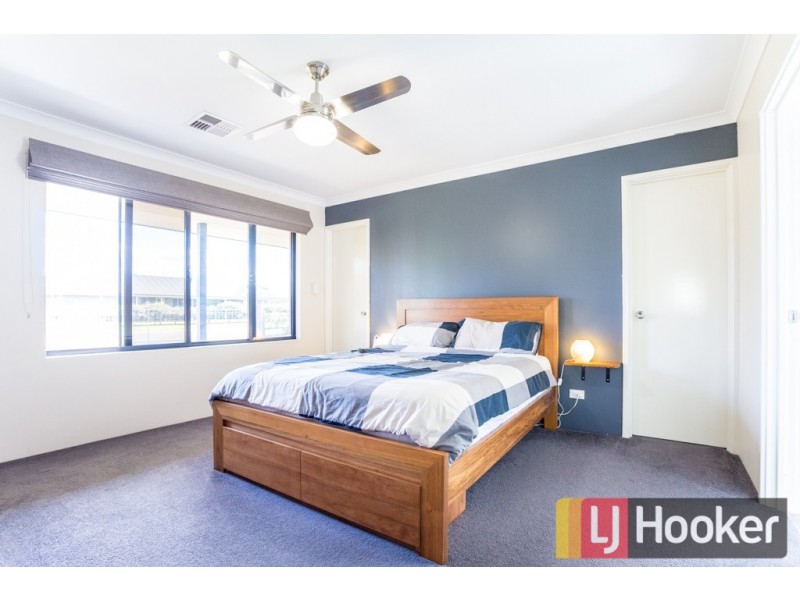 17 Shier Rise, Burekup WA 6227