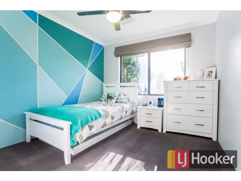 17 Shier Rise, Burekup WA 6227