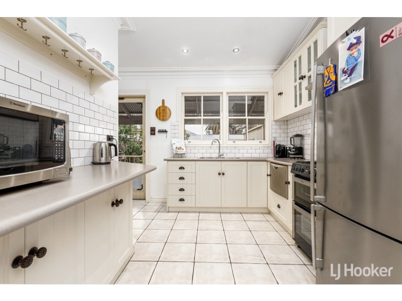 7 Hayes Street, Bunbury WA 6230