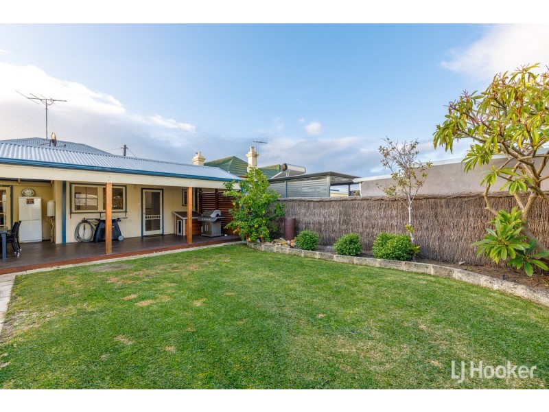 7 Hayes Street, Bunbury WA 6230