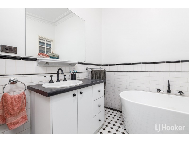 7 Hayes Street, Bunbury WA 6230