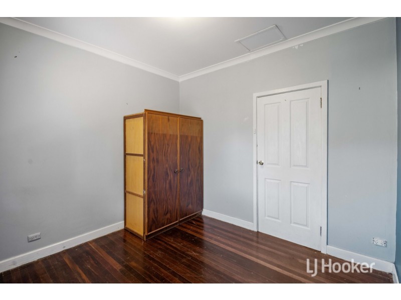 79 Deakin Street, Collie WA 6225