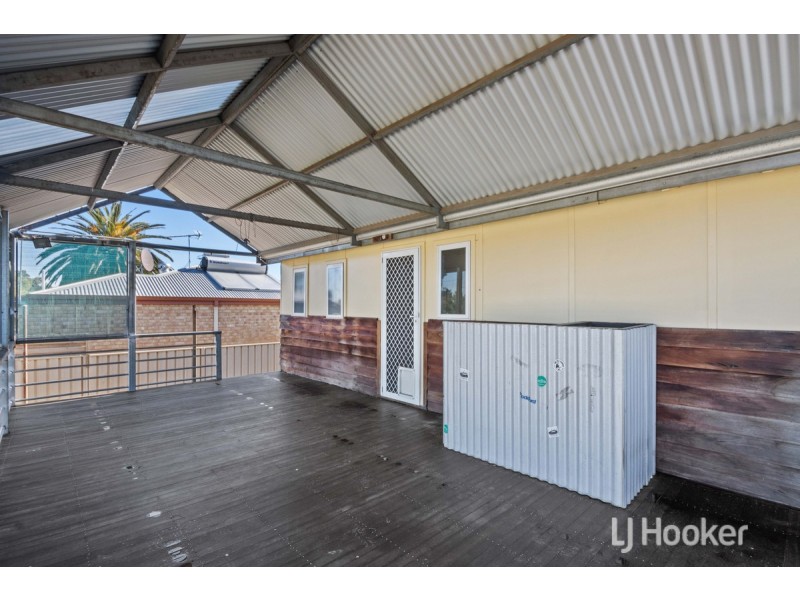 79 Deakin Street, Collie WA 6225
