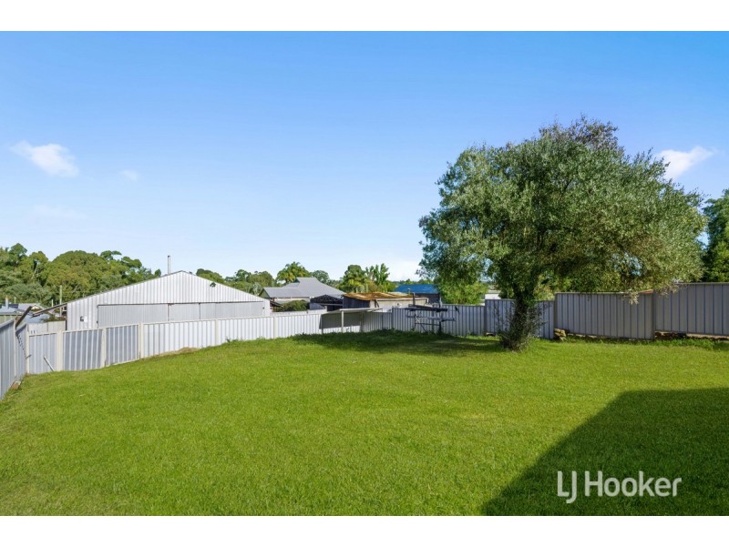 79 Deakin Street, Collie WA 6225