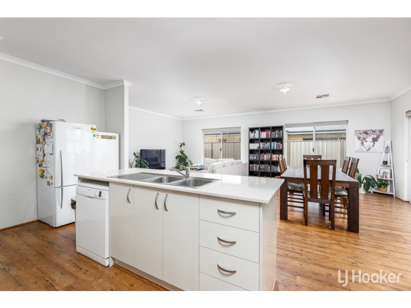 9 Citrine Street, Australind WA 6233