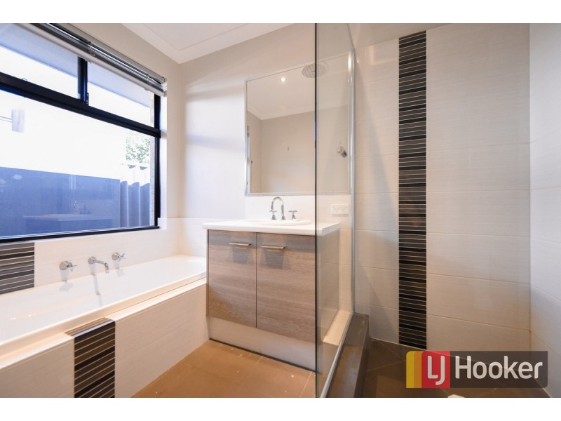 67 Millbridge Boulevard, Millbridge WA 6232