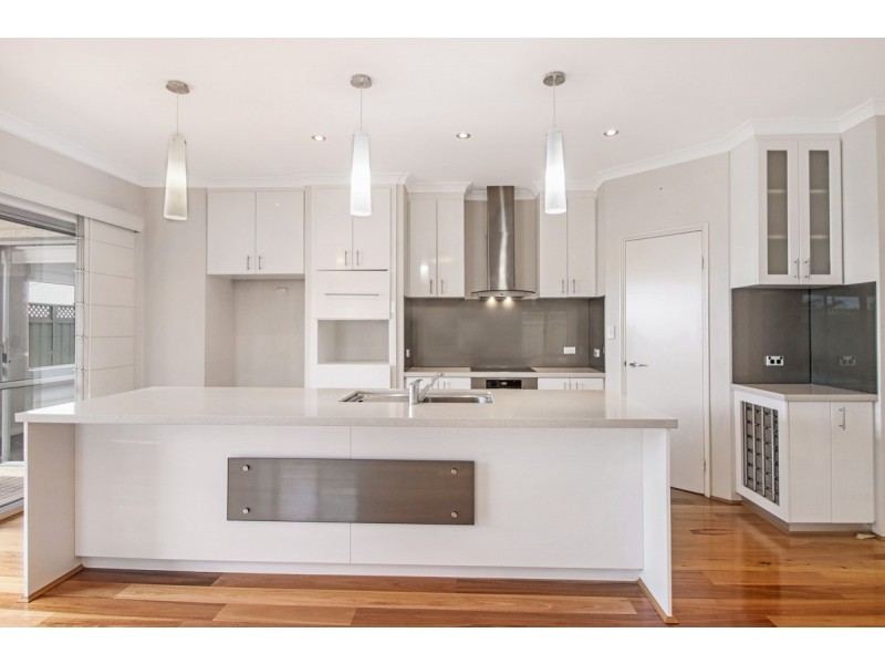 14 Hoylake Avenue, South Bunbury WA 6230