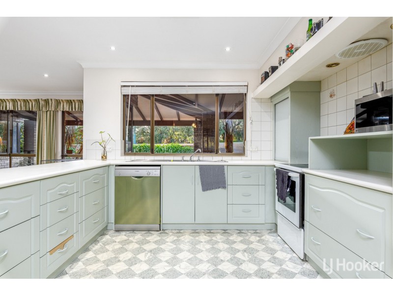 61 Pratt Road, Eaton WA 6232