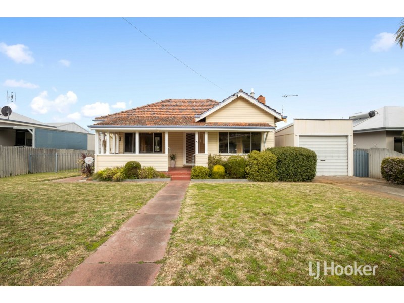 5 Crampton Street, Collie WA 6225