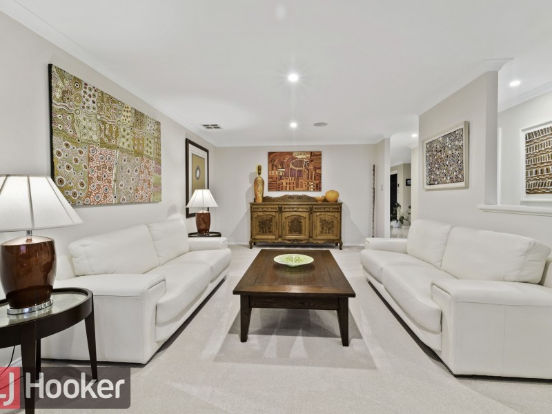 6 Portsea Court, Pelican Point WA 6230