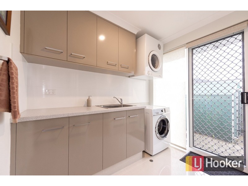 6 Portsea Court, Pelican Point WA 6230