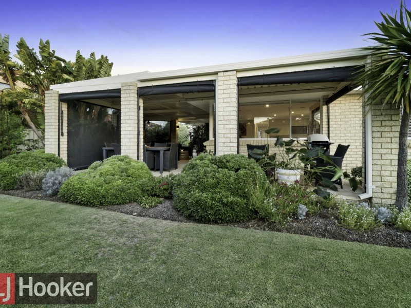 6 Portsea Court, Pelican Point WA 6230