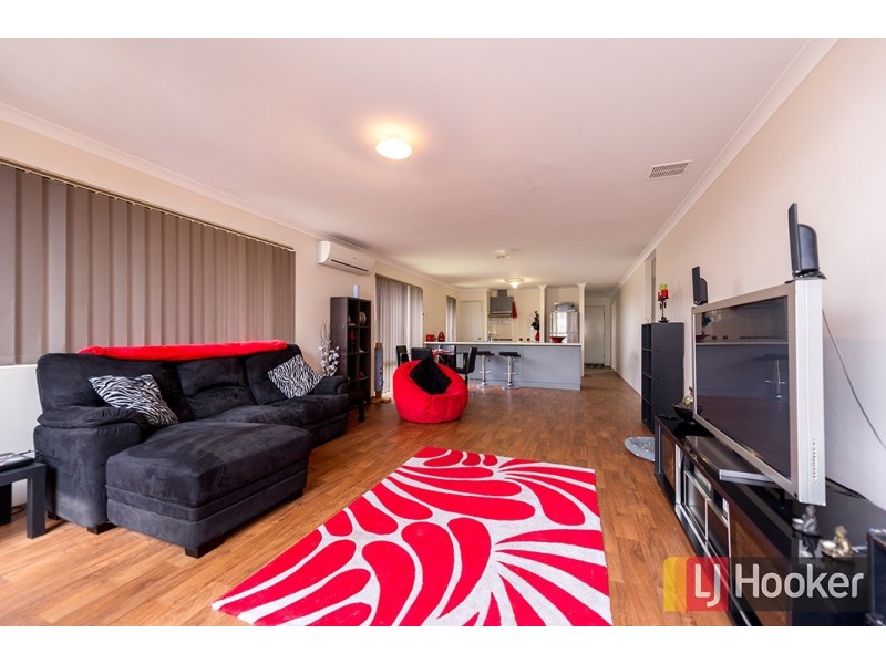12 Reeves Approach, Dalyellup WA 6230