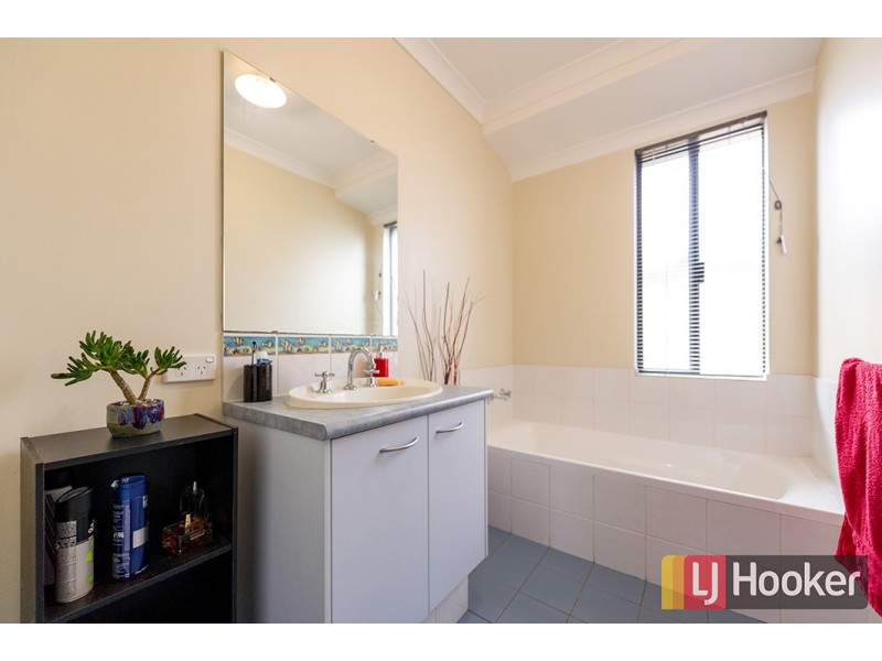 12 Reeves Approach, Dalyellup WA 6230