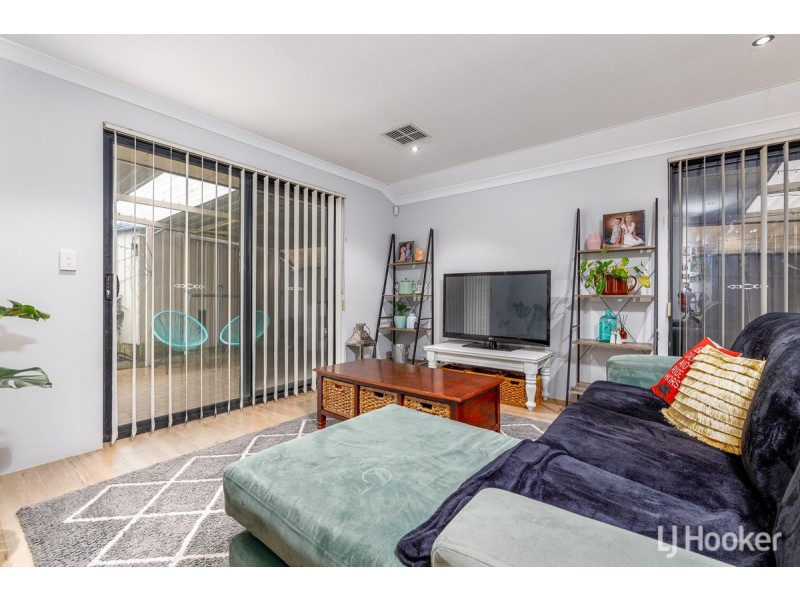 18 Borya Bend, Glen Iris WA 6230