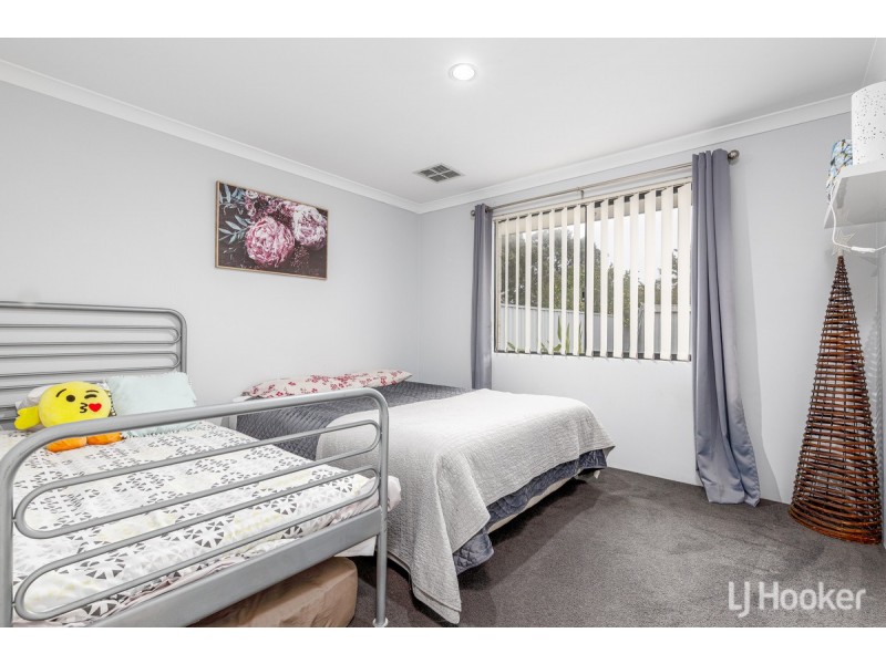 18 Borya Bend, Glen Iris WA 6230