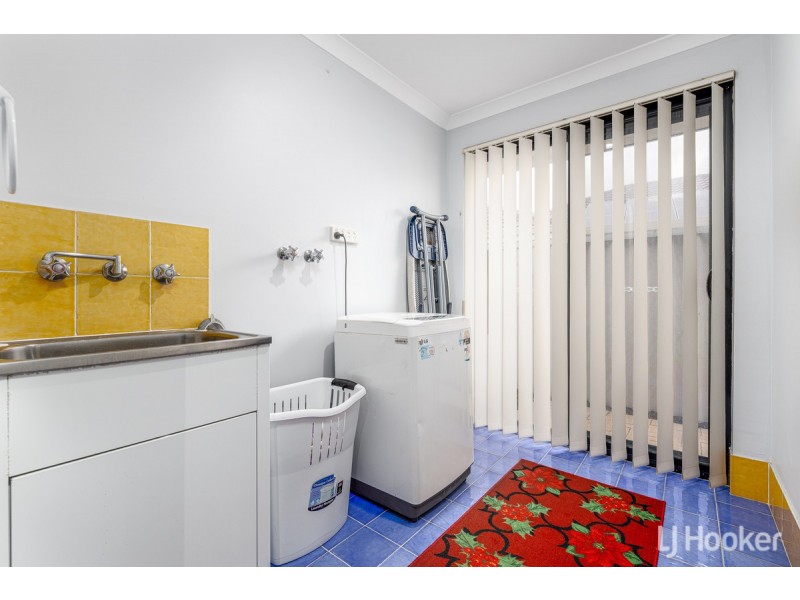 18 Borya Bend, Glen Iris WA 6230