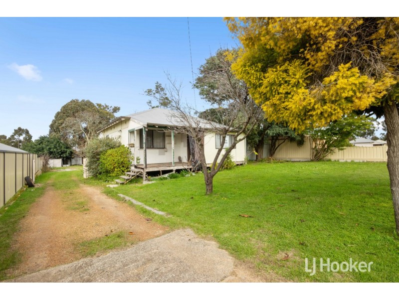 34 Simpson Street, Collie WA 6225