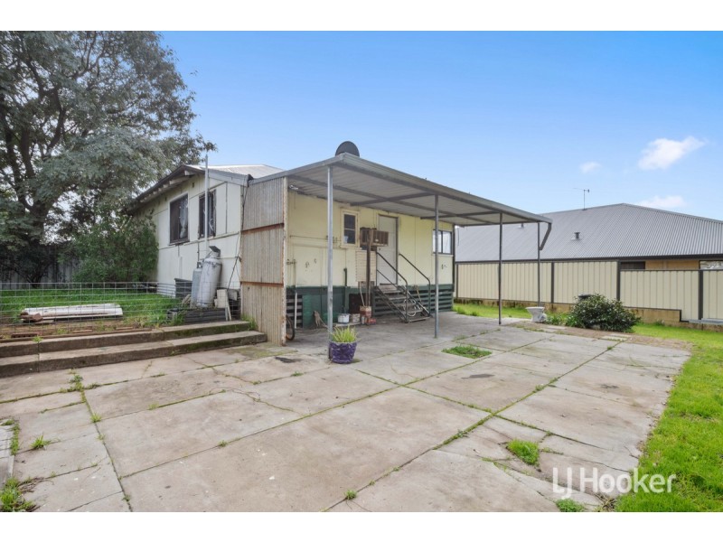 34 Simpson Street, Collie WA 6225