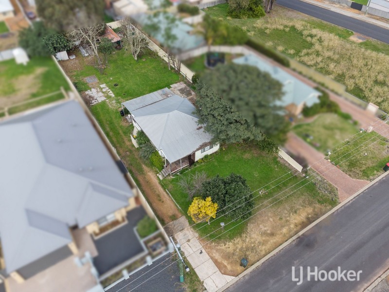 34 Simpson Street, Collie WA 6225