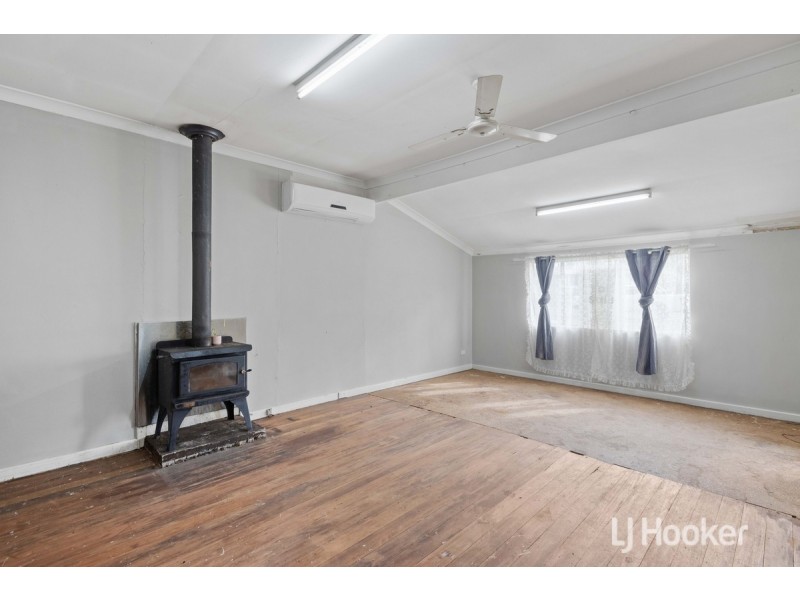 34 Simpson Street, Collie WA 6225