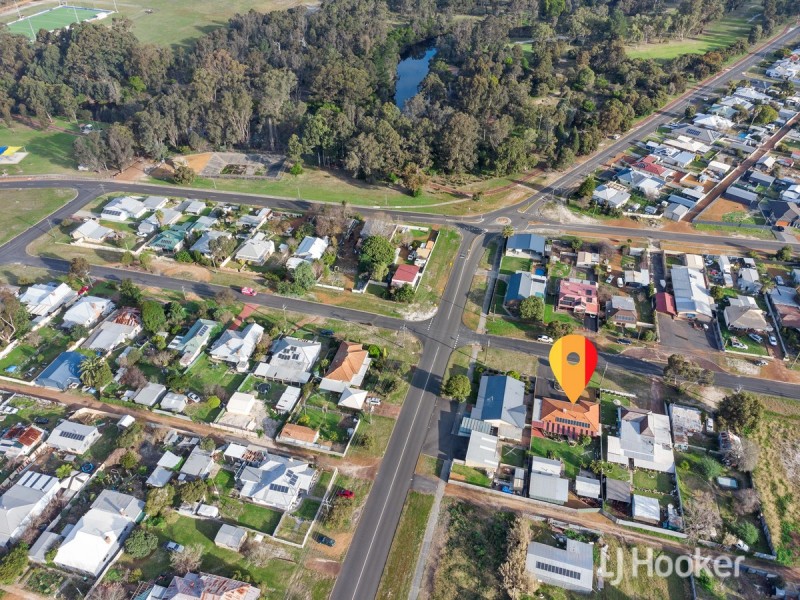 20A Bunbury Street, Collie WA 6225