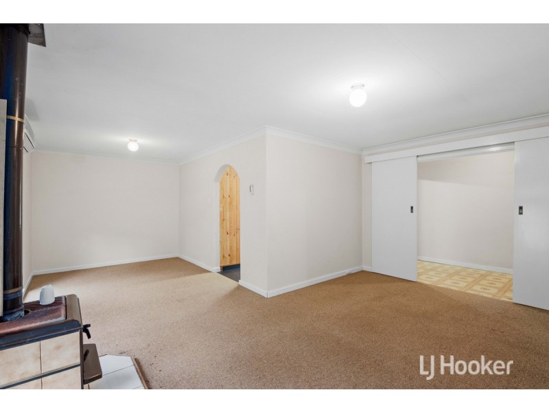 43 Elouera Street, Collie WA 6225