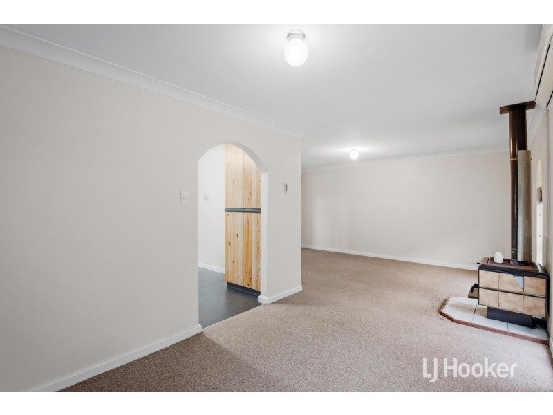 43 Elouera Street, Collie WA 6225