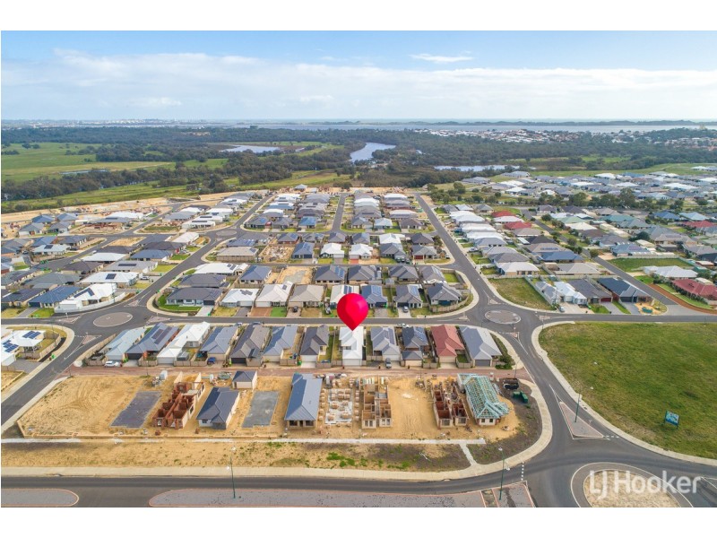 73 Grandite Fairway, Australind WA 6233