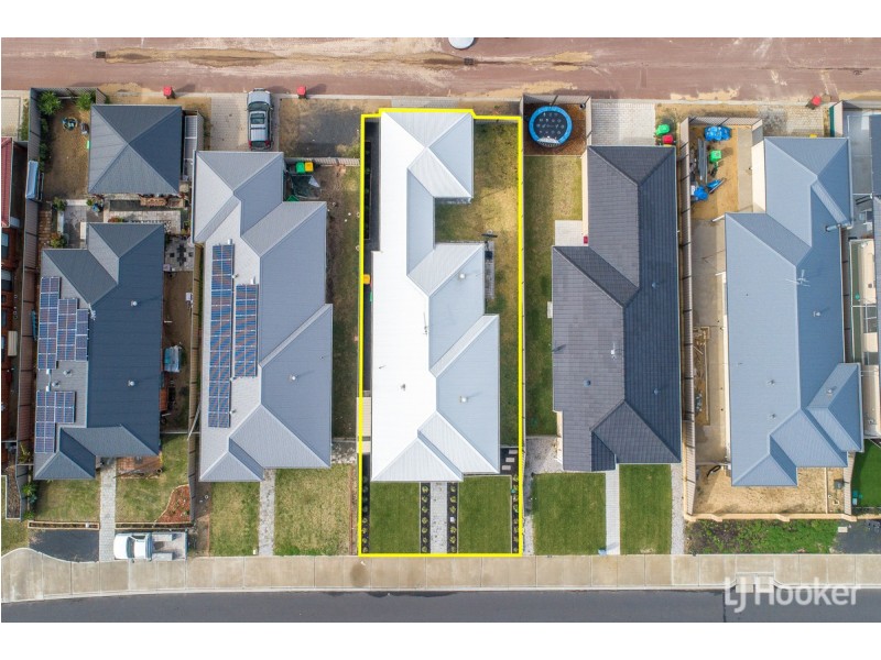 73 Grandite Fairway, Australind WA 6233