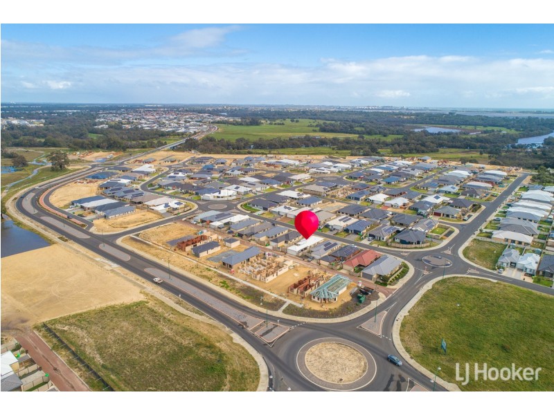 73 Grandite Fairway, Australind WA 6233