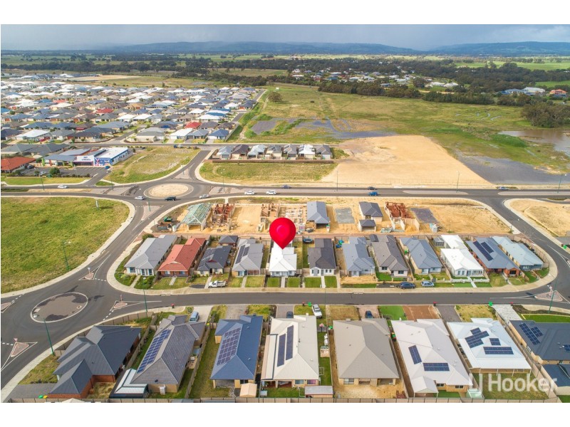 73 Grandite Fairway, Australind WA 6233