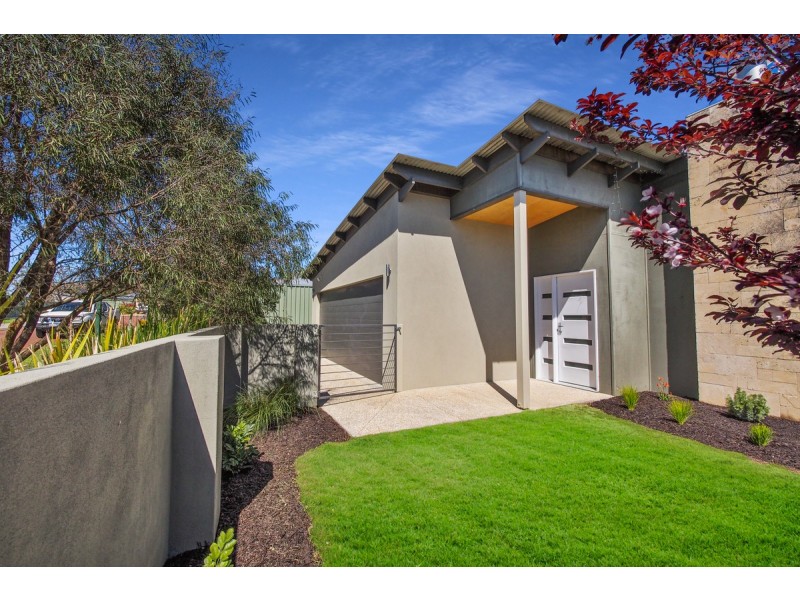 3 Lambertia Terrace, Margaret River WA 6285