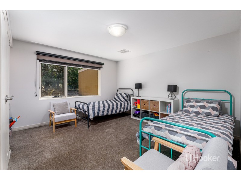 1 Seabreeze Close, Leschenault WA 6233