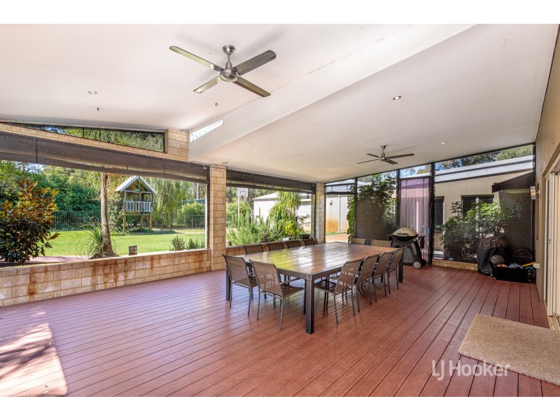 1 Seabreeze Close, Leschenault WA 6233