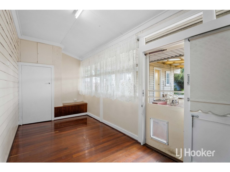 82 Johnston Street, Collie WA 6225