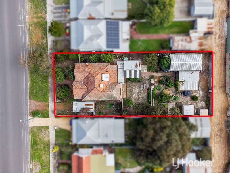 82 Johnston Street, Collie WA 6225