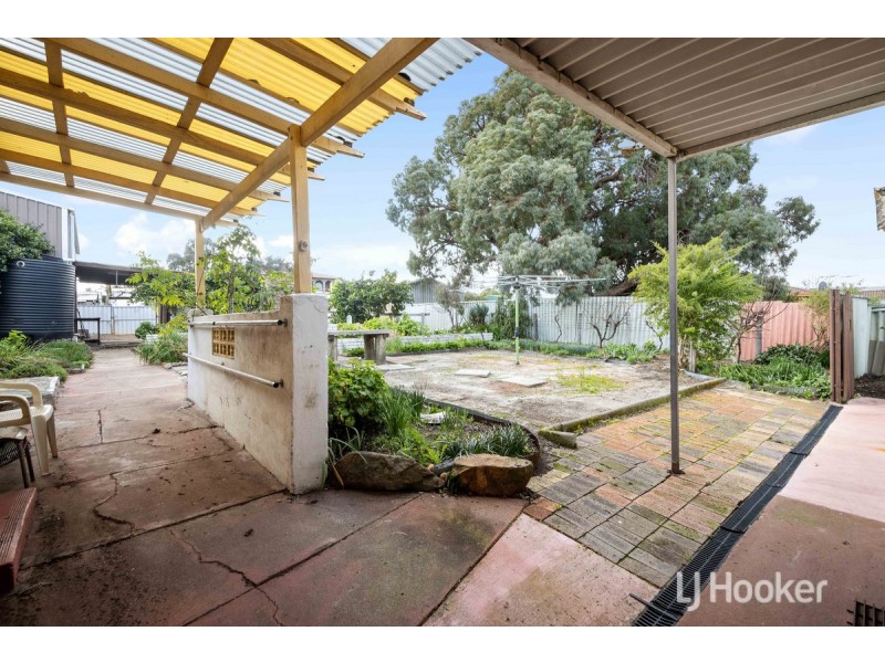 82 Johnston Street, Collie WA 6225