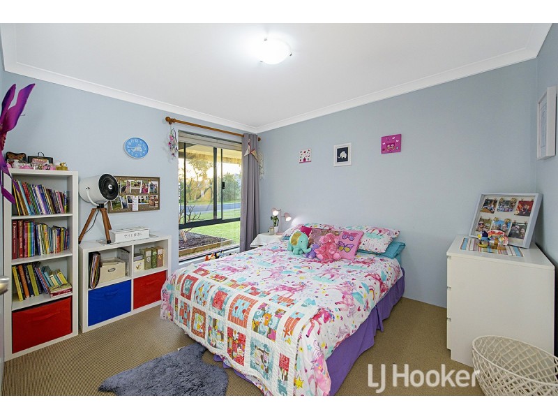 40 Currawong Drive, Broadwater WA 6280