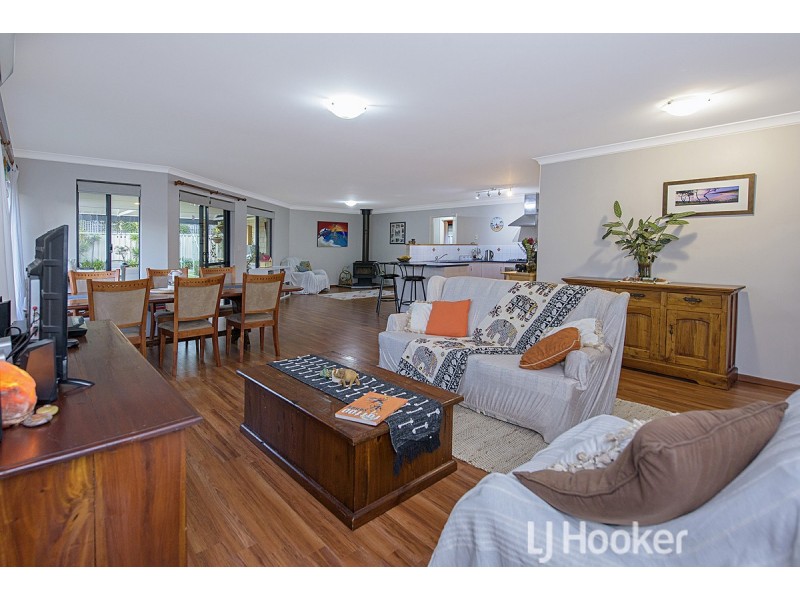 40 Currawong Drive, Broadwater WA 6280