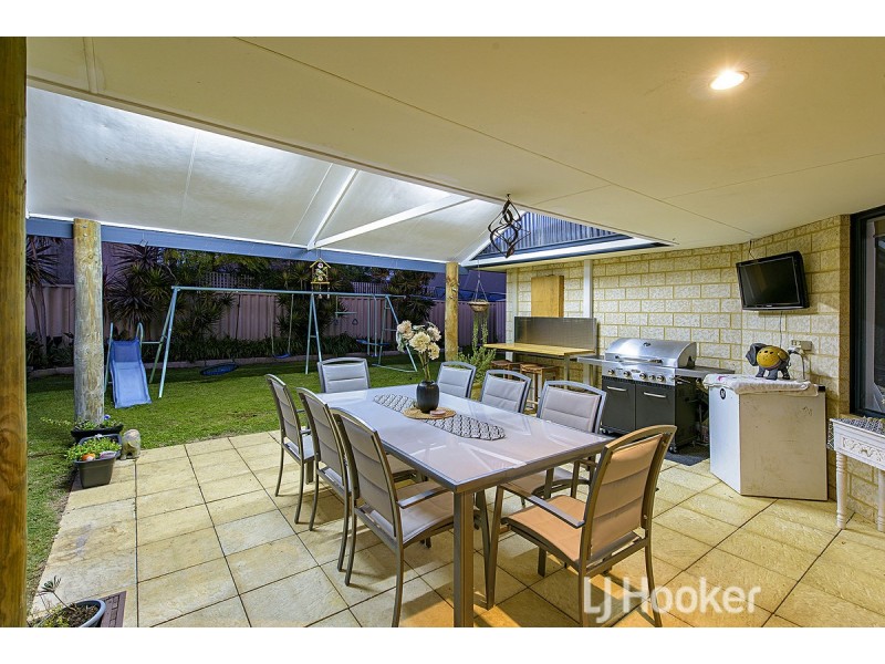 40 Currawong Drive, Broadwater WA 6280